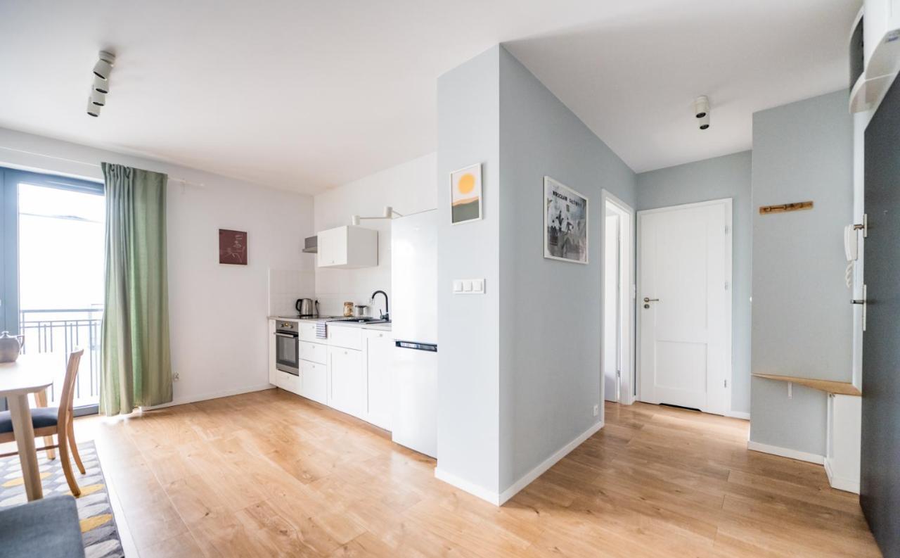 Apartament Polaka ~ Self Check-in 24 ~ Car Park ~lift *